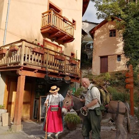Eco-Hotel Et Yourtes Du Mercantour Гийом Экстерьер фото