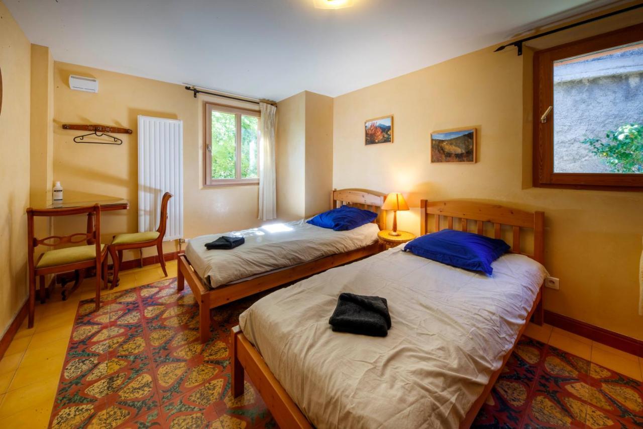 Eco-Hotel Et Yourtes Du Mercantour Гийом Экстерьер фото