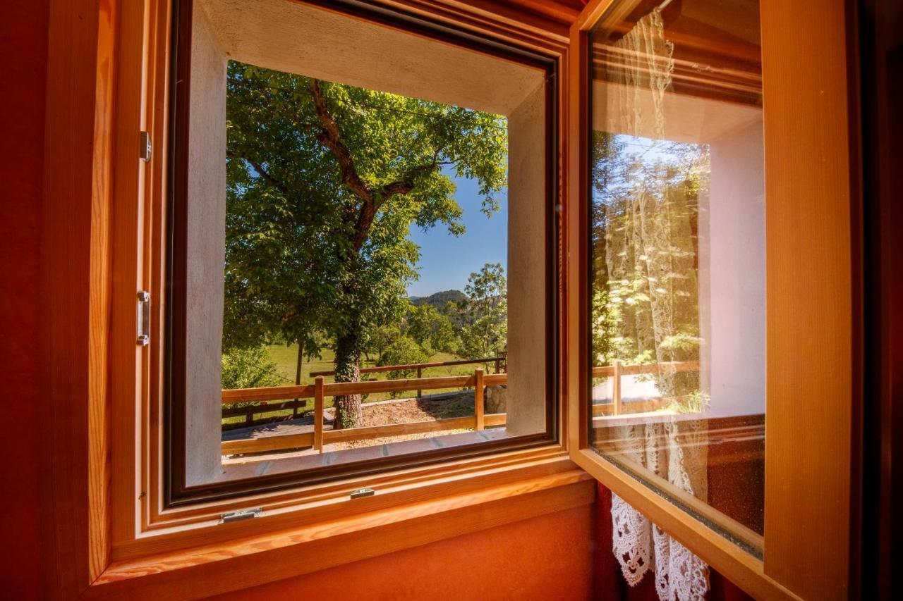Eco-Hotel Et Yourtes Du Mercantour Гийом Экстерьер фото