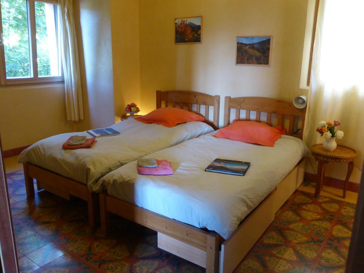 Eco-Hotel Et Yourtes Du Mercantour Гийом Экстерьер фото