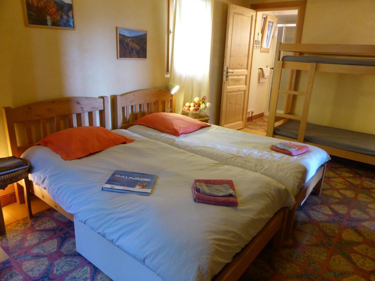 Eco-Hotel Et Yourtes Du Mercantour Гийом Экстерьер фото